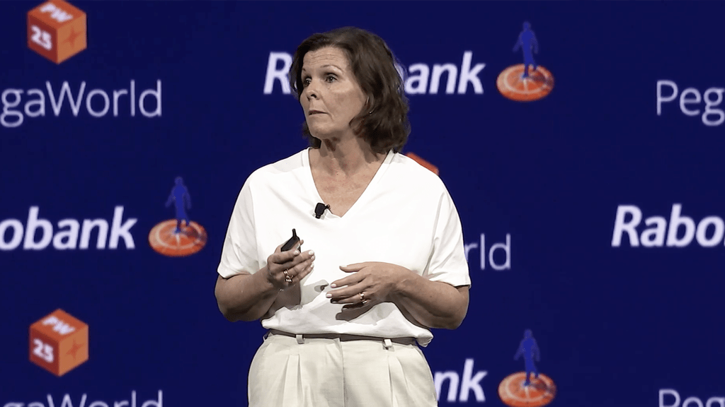 Photo of Erica van der Ven speaking